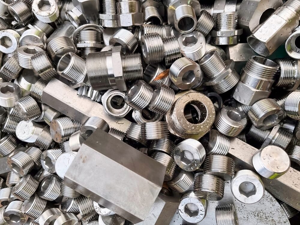 Stainless,Steel,Scrap,Waste,To,Be,Recycled
